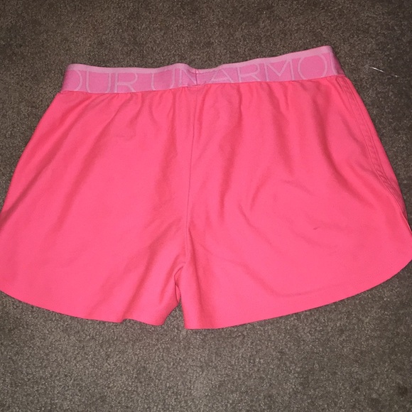 Shorts - Picture 3 of 4